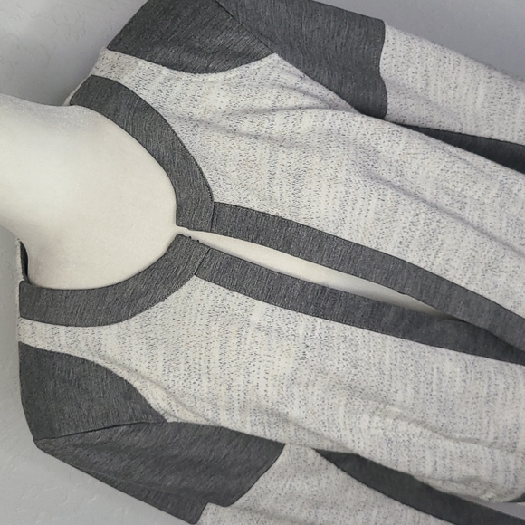 NWT Cabi gray shrunken blazer jacket large - Picture 2 of 9